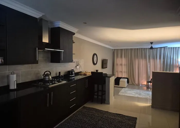 Hornbill Self Catering Cottages Muldersdrift